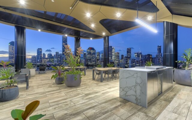 The Monterey Apartments by Urban Rest