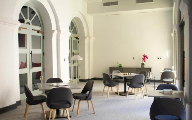 Palacio Provincial San Juan, Curio Collection by Hilton