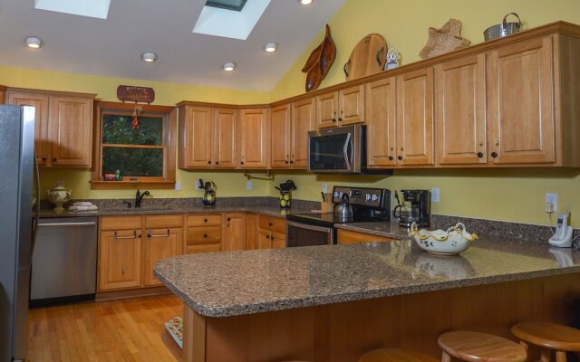 All Decked Out 4 Bedroom House