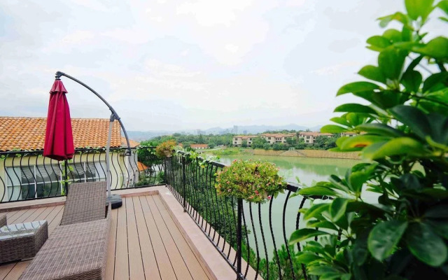 Yiyun Lakeside Hotel