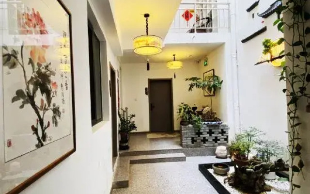 Youjing Xiaoyuan Homestay (Luoyi Ancient City Street Branch)