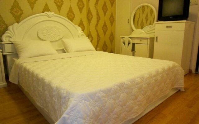 Saigon Pink 2 Hotel