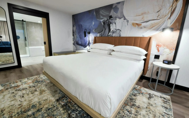 Sheraton Laval Hotel