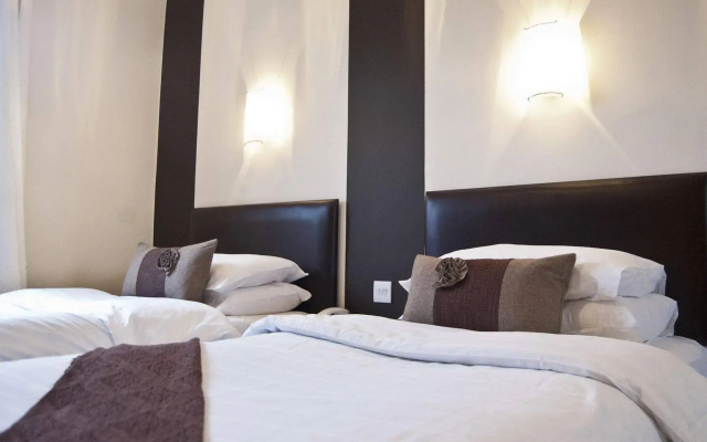 Avonbridge Hotel