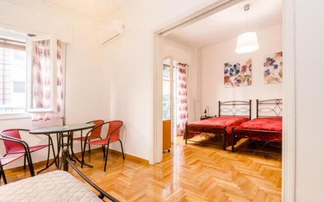 Petaluda House 3 Max