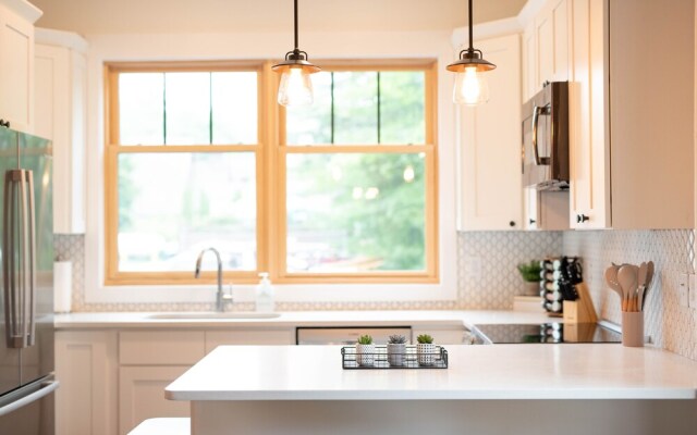 Appalachian at Main and Pine