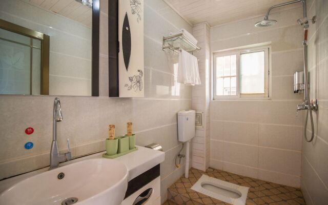 Dali Pingxing Shikong Guesthouse
