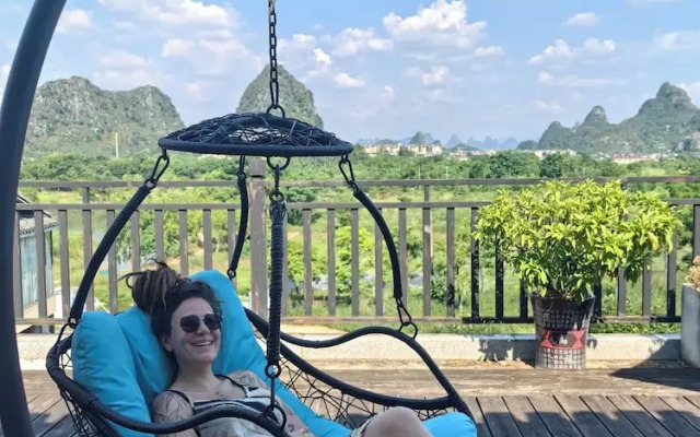 Guilin Village Creek Inn