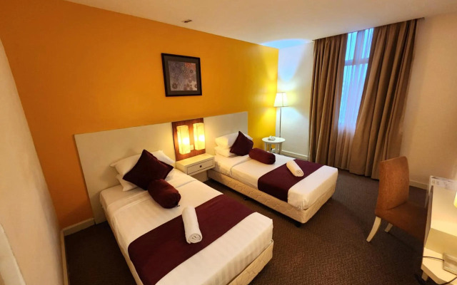 Grand Puteri Hotel