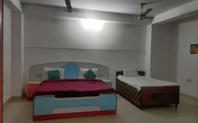 Hotel Abhishek Residency By The Arrow