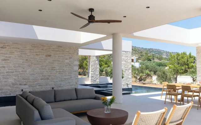 Seanatra Luxury Villas