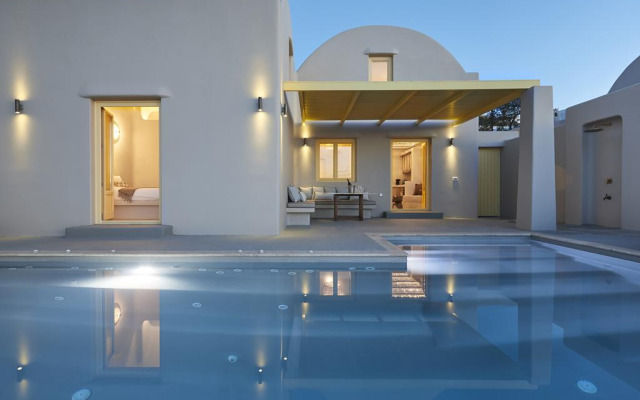 North Santorini - A Luxury Spa Hotel