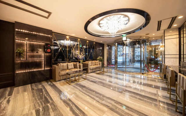 The Grandeur Hotel