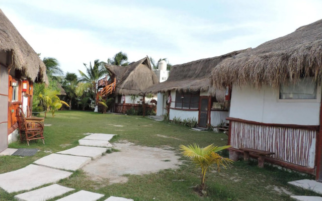 Golden Paradise Hostel