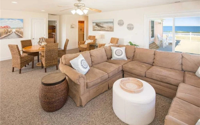 Coastal View V - 8 Br Home