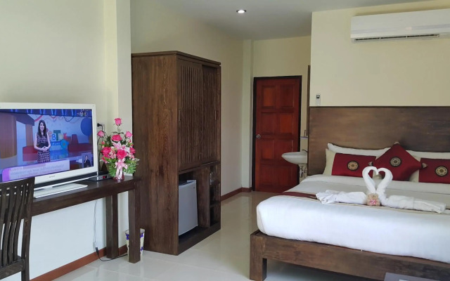 Ruen Narisra Resort