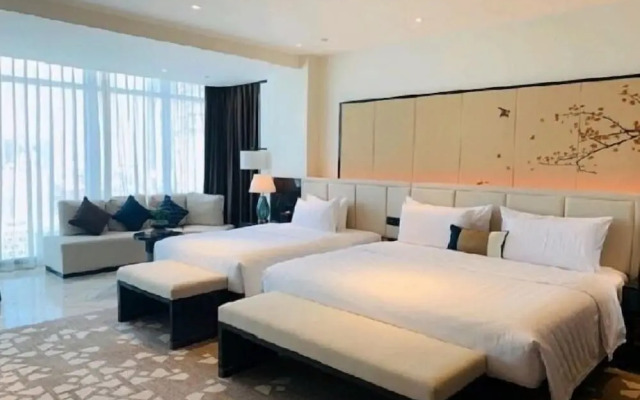 Rainbird International Hotel