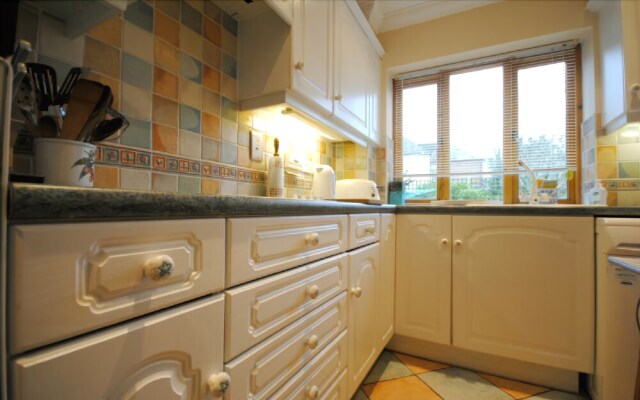 Garden Flat, 5a St Andrews Lane, Tangmere 22751