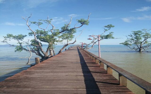The Cinnamon Art Resort and Spa
