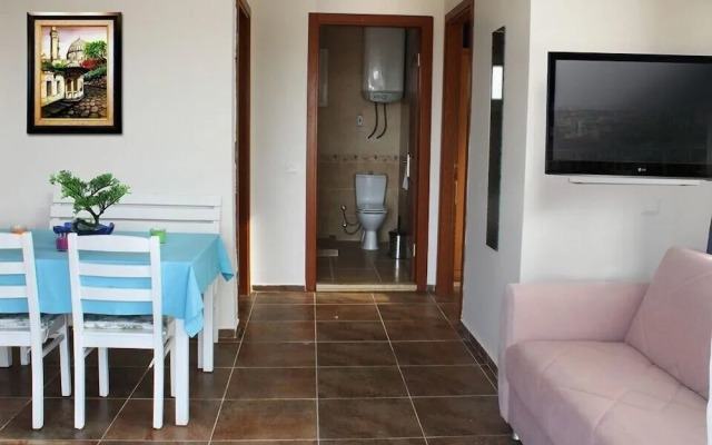 Cesme Marti Apart Otel