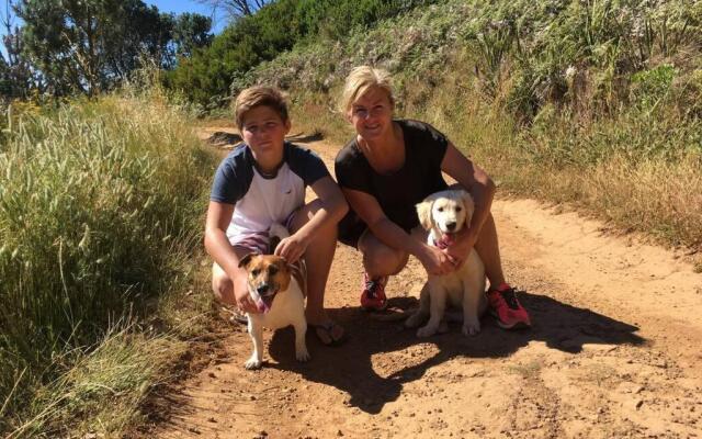 The Paragon Cosmo Sanctuary Sophisticated Mountain & City Views