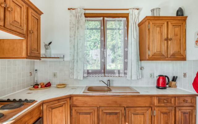 Delightful Villa in Montouliers with Private Swimming Pool