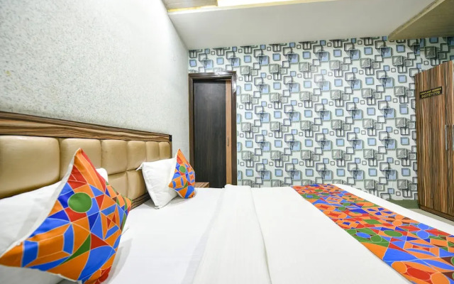 Fabhotel Ess Pee Grand