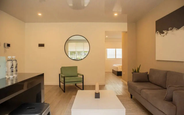 w Spectacular 1BR w Terrace in Miraflores