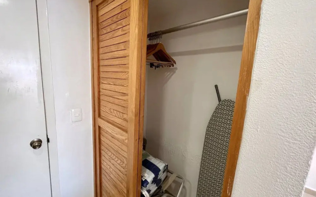 Vacation getaway with beach access