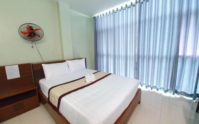 Tan Truong Son Hotel
