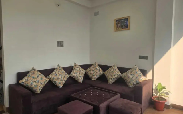 Om Namastubhyam Home Stay