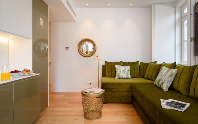 Aurea Once Upon a House