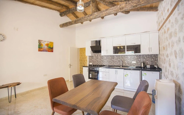 Villa Vadi 1 by Akdenizvillam