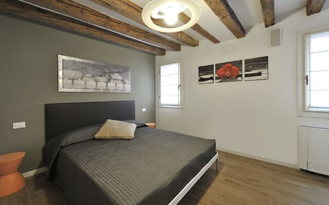 St. Mark'S Suite