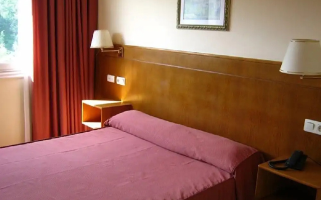 Hotel O Xardín