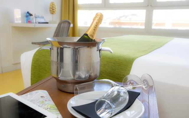 Casual Bahía Ibiza Hotel
