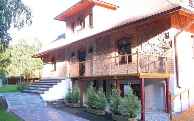 Villa Forest Bed & Breakfast