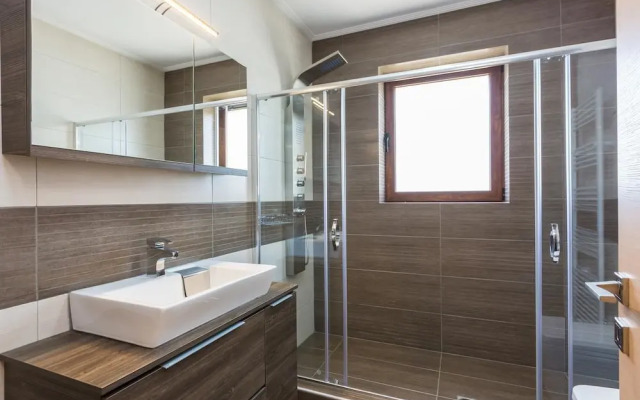 Rodi Luxury Stone Villa