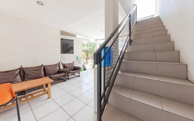 Urbanview Kazanan Setiabudi Bandung