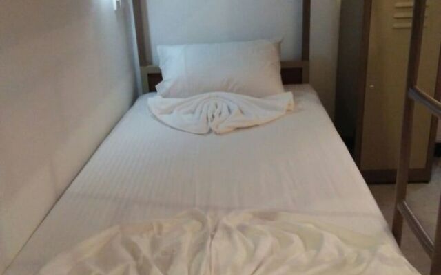 Space Garden Hostel Mirissa - Adults Only
