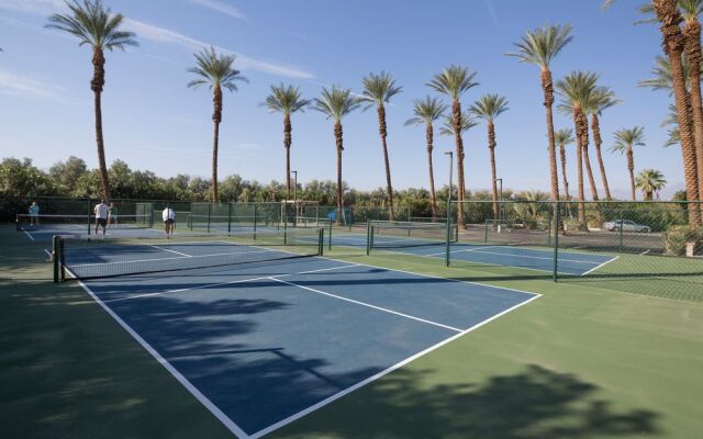 Palm Springs RV Resort