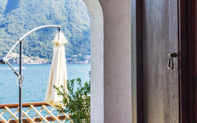 Villa Bianca on the Lake - Parking