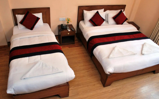 Hotel Happy Home