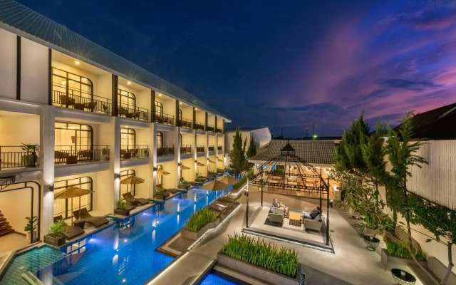 Ai Pai Hotel
