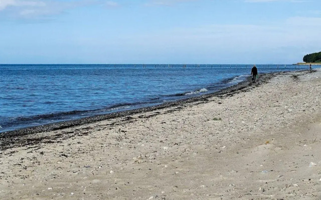 6 Person Holiday Home in Dannemare