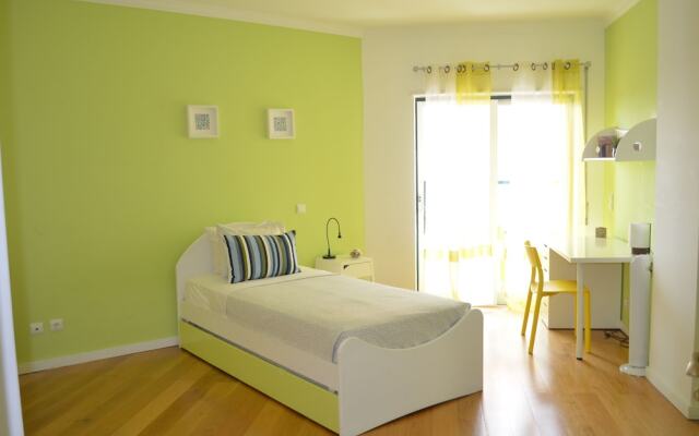 Cozy Apartment At Carcavelos beach