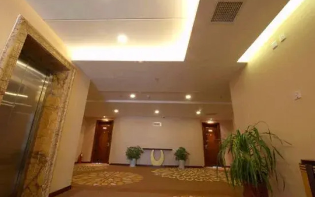 Yiyou Hostel