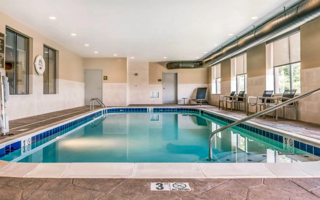 Comfort Suites Florence - Cincinnati South