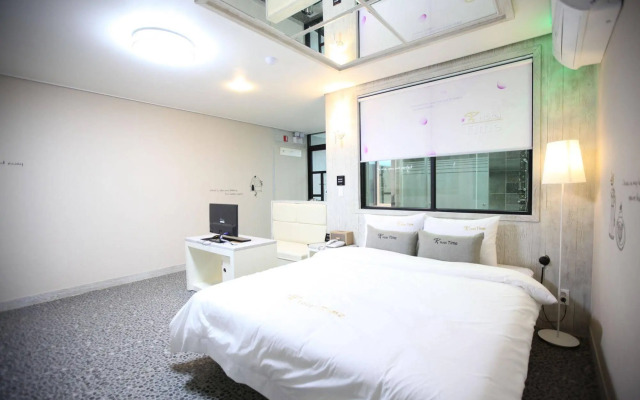 Cheonan Hound Hotel