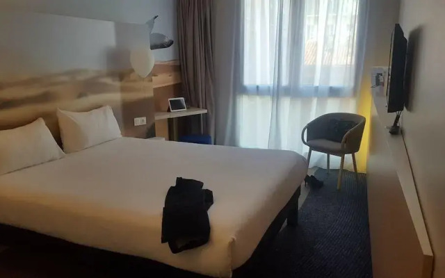 Ibis Styles Toulon Centre Port